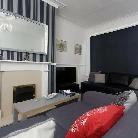 Greendale House Apartment *